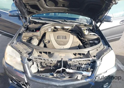 2010 Mercedes-Benz Glk 350 4Matic z USA, uszkodzony, nr VIN WDCGG8HB8AF457257